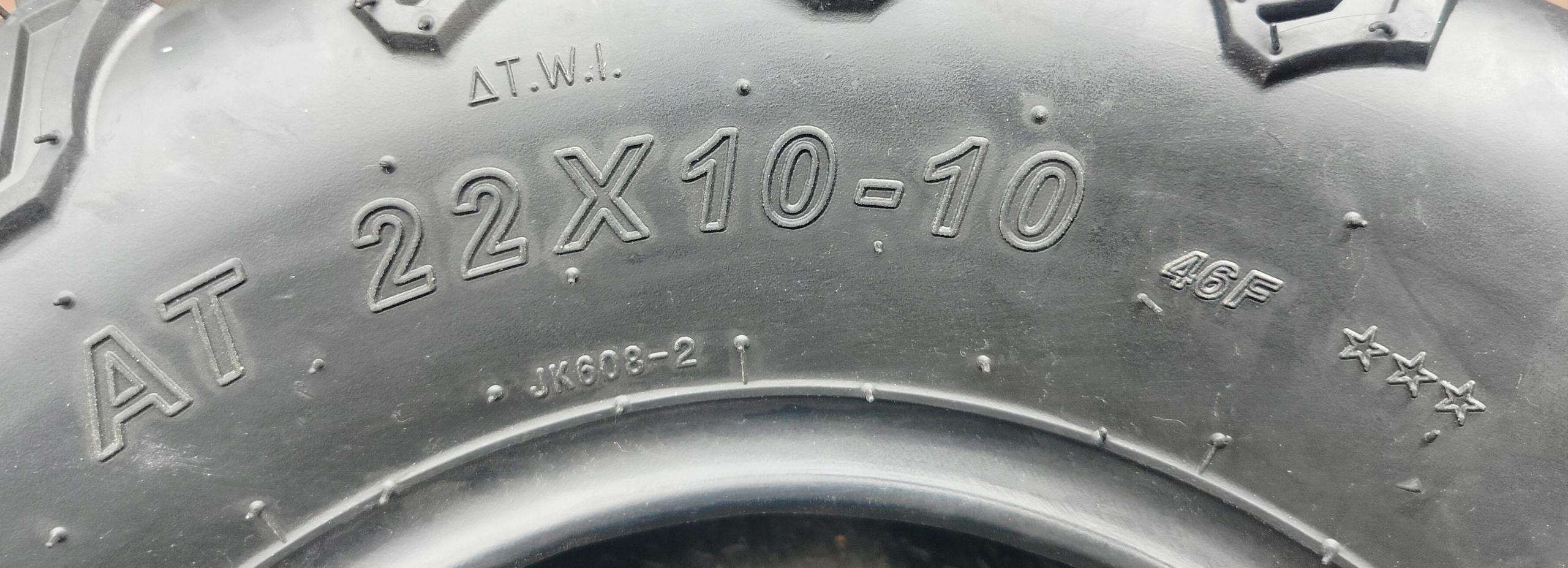 16608465640