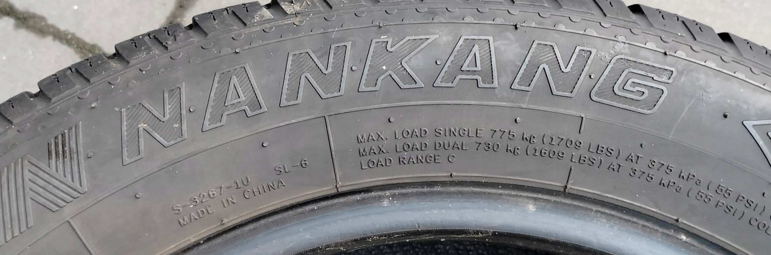 16913725830
